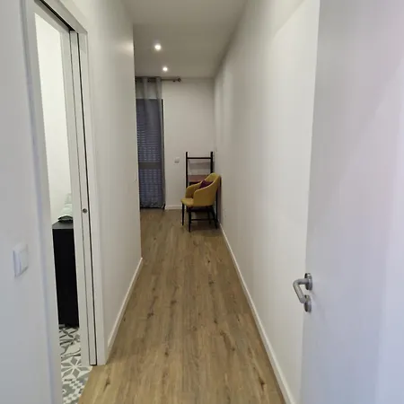 C - Charming Vacation Home With Free Private Parking Machico (Madeira)