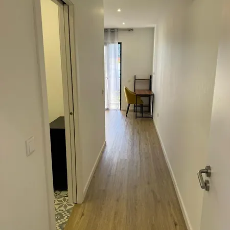 C - Charming Vacation Home With Free Private Parking * Machico (Madeira)