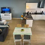 Apartmán Charming With Free Private Parking *