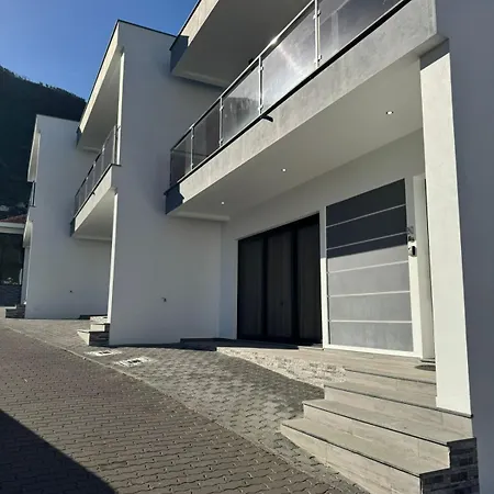 Apartman Charming With Free Private Parking *