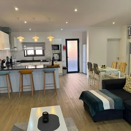 Apartman Charming With Free Private Parking Machico