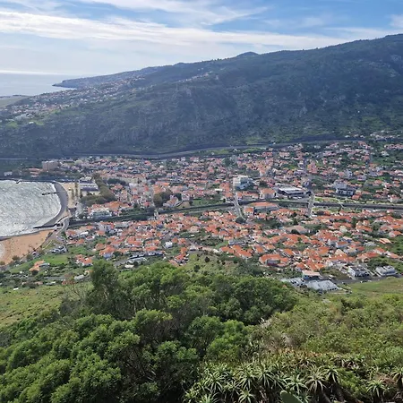 C - Charming Vacation Home With Free Private Parking Appartement Machico (Madeira)