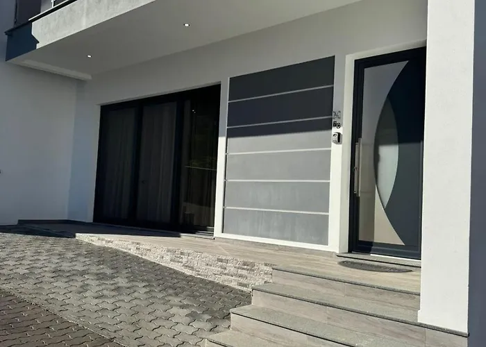 Apartmán C - Charming Vacation With Free Private Parking Machico (Madeira)